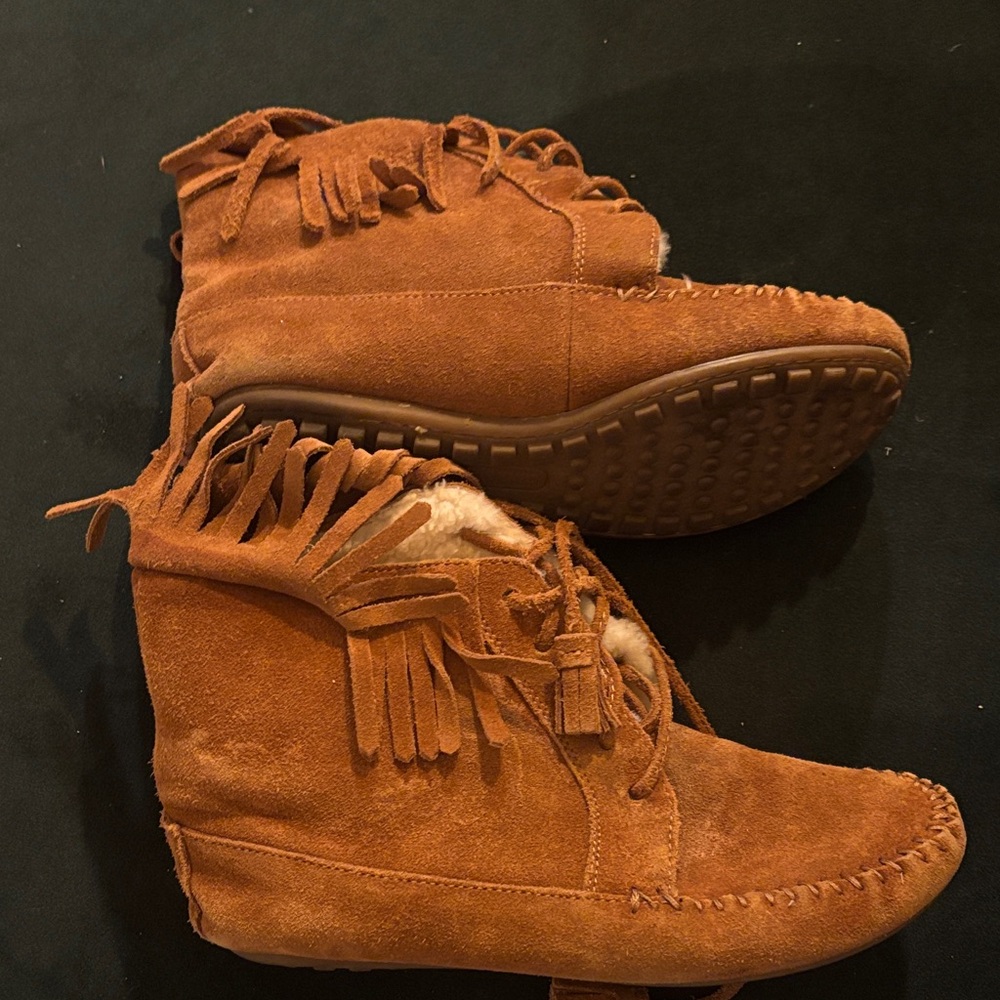 Minnetonka Fringed Suede Ankle Boots - Tan